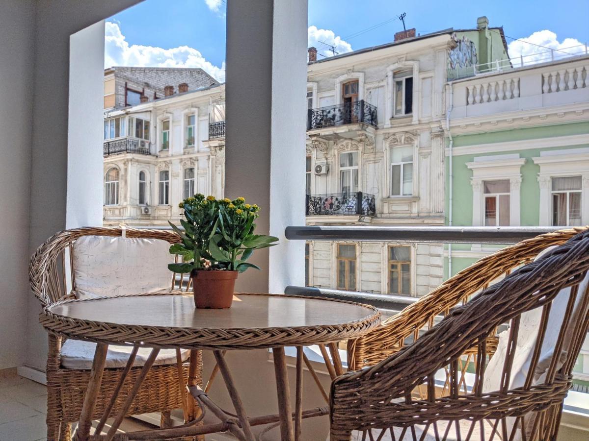 Paradis Odessa Apartments Esterno foto